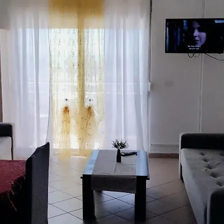 Seaside For Holidays * Golem (Tirana)